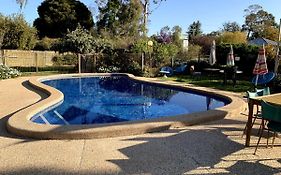 Kingswood Motel